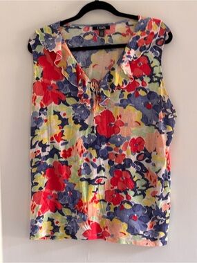 Chaps Multicolor Floral Ruffle  V-Neck Sleeveless Top in 3XP